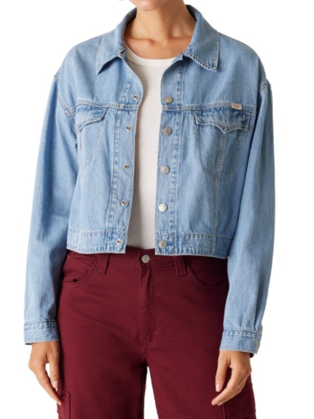 NWT size Medium Signature by Levi Strauss light blue cropped denim jacket